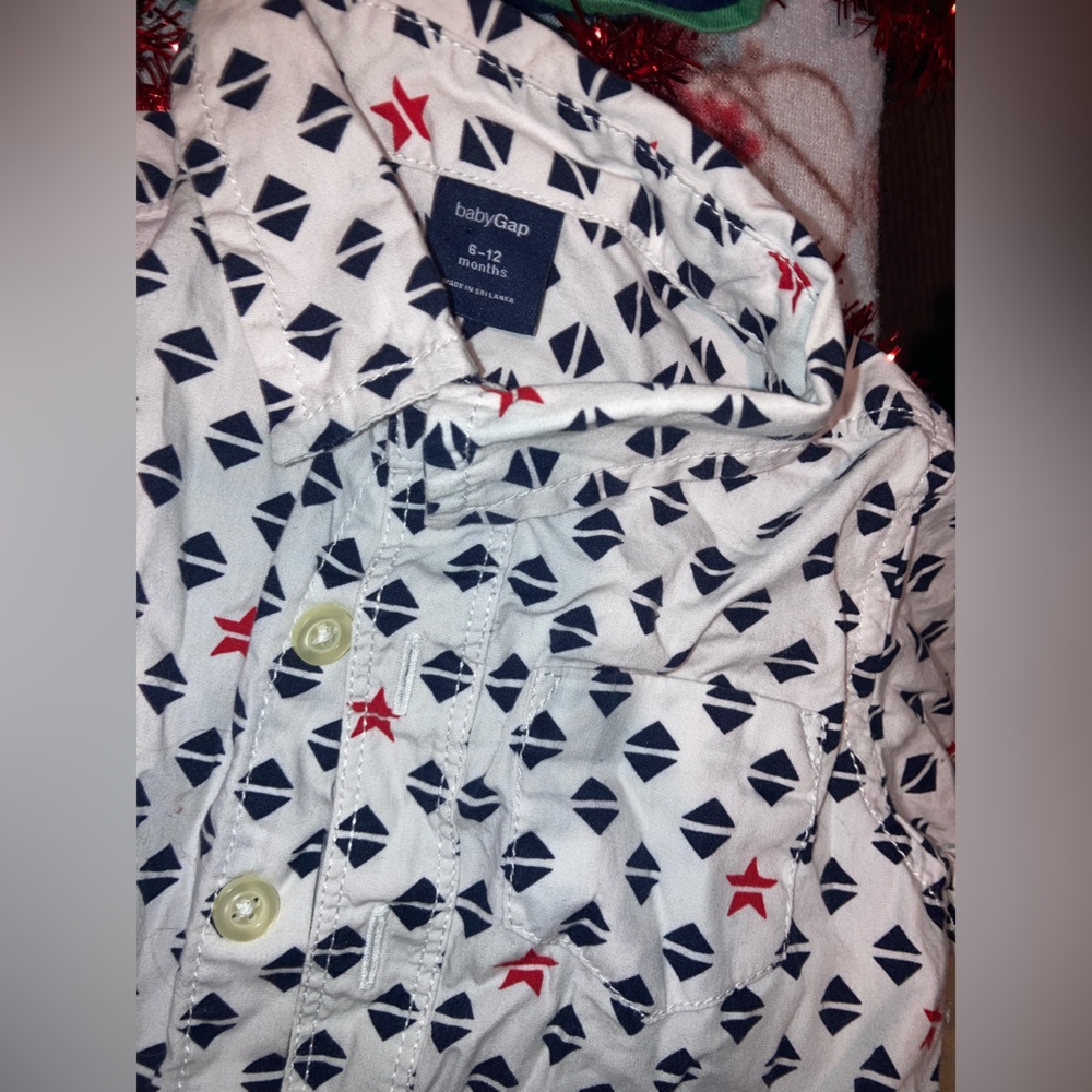 BABY GAP AND CARTER’s 6 Month Baby Boy Bundle